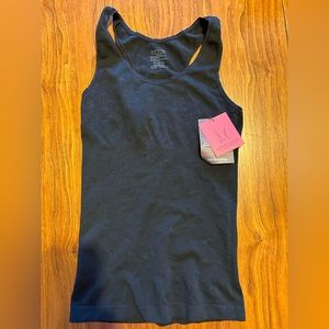 Yummie shapewear camisole. NWT black s/m